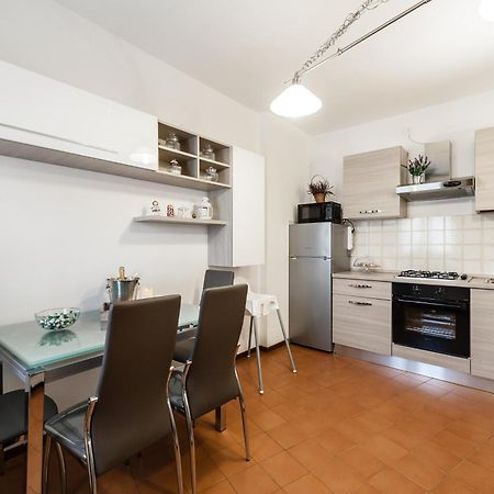Benvenuti A Casa Apartment Pisa Luaran gambar