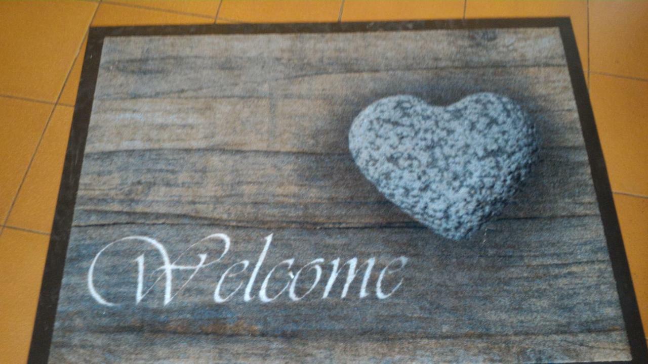 Benvenuti A Casa Apartment Pisa Luaran gambar